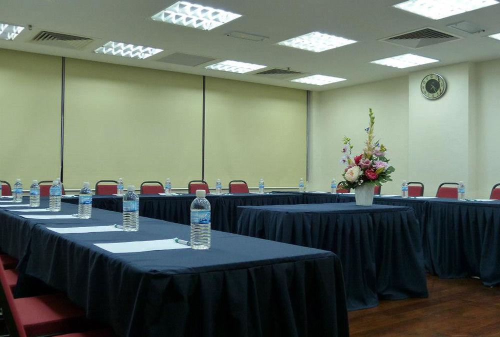 Travelodge Chinatown Kuala Lumpur Exterior foto